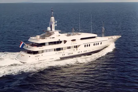 SAMIRA - Damen Yachting official image