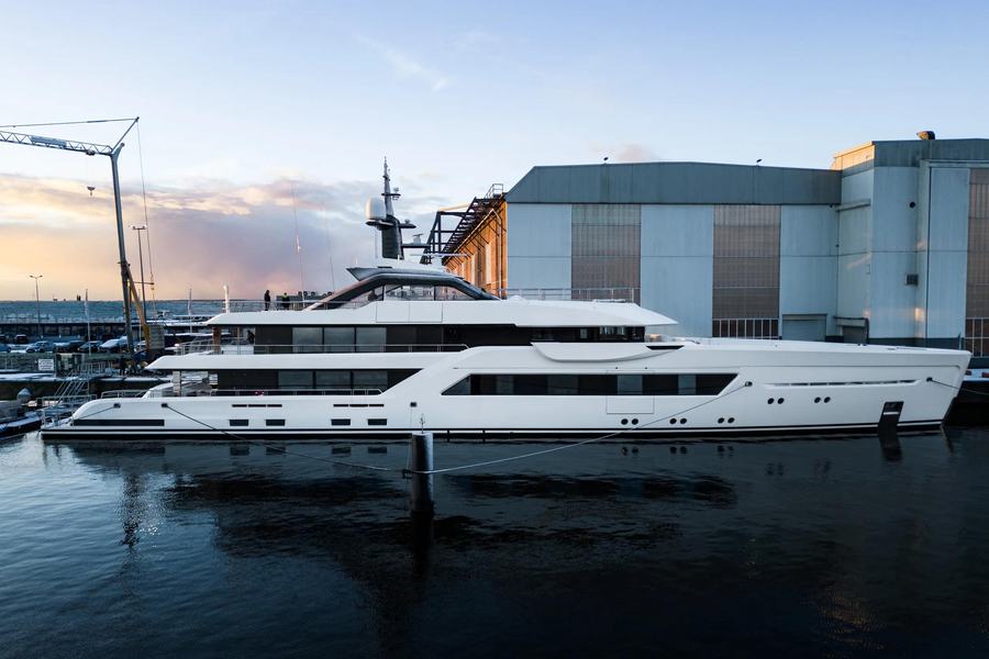 SATEMI - Damen Yachting official image