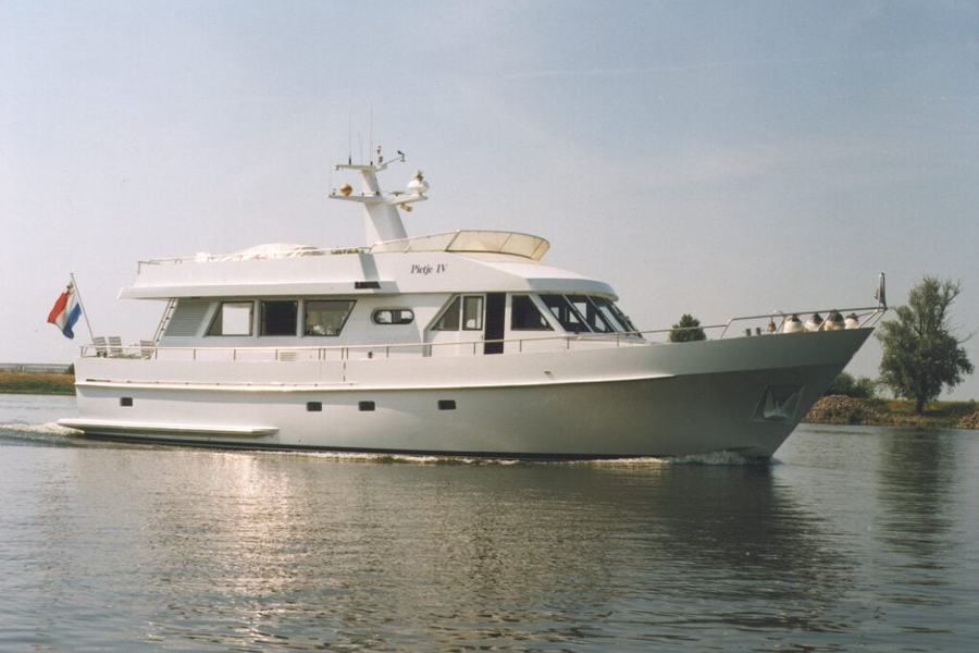 SEABEAR II by Moonen