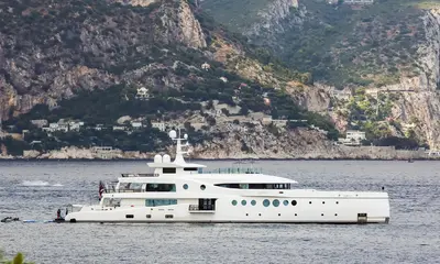 SEA&US - Damen Yachting official image