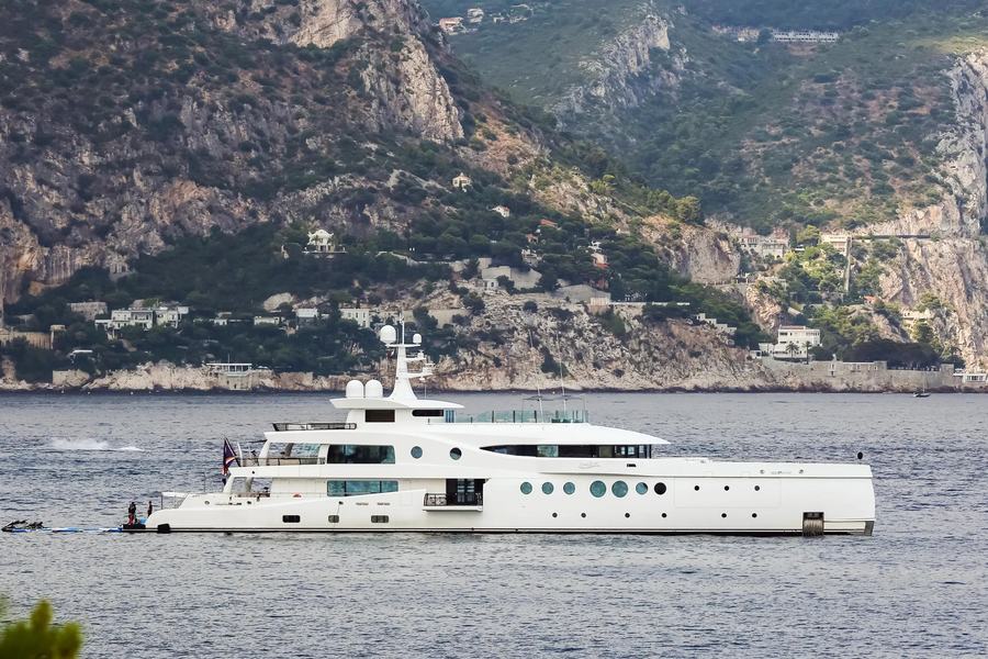 SEA&US - Damen Yachting official image