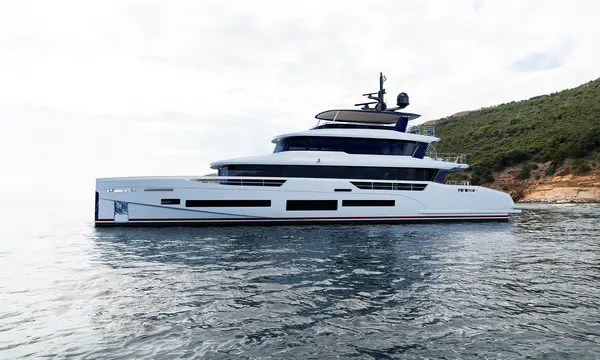 Sirena 118 Exterior 2 — Sirena Yachts