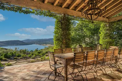 A 40-Acre Lake-View Compound in St. Helena Combines Wine Country With Private-Resort Scale — verified official source image