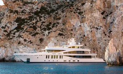 STELLA MI - Damen Yachting official image