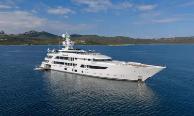 Feadship BOARDWALK V Cut by €14m to €135m