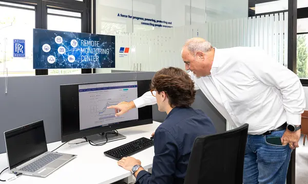 Rolls-Royce Opens mtu Remote Monitoring Centre for Yacht Systems