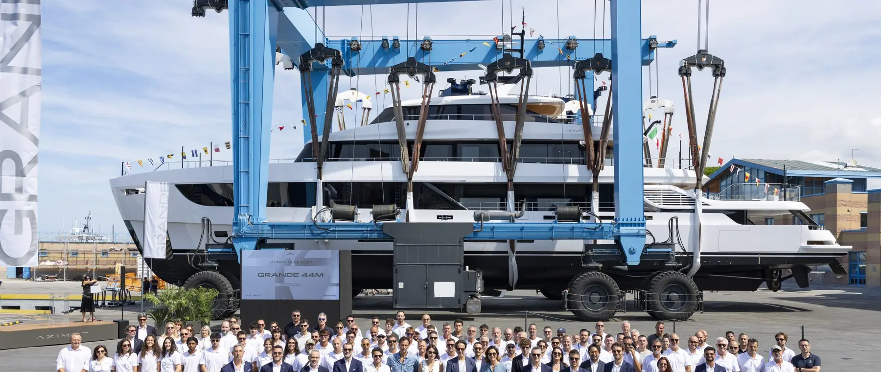 Azimut Grande 44M Uses 400kg Carbon Hull Vane as Seven Units Sell