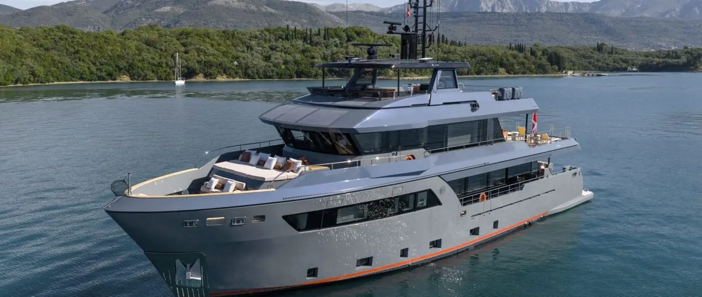 Cantiere delle Marche's Haze² and Nasiba Win Two ISS Motor Yacht Awards — official Cantiere delle Marche image