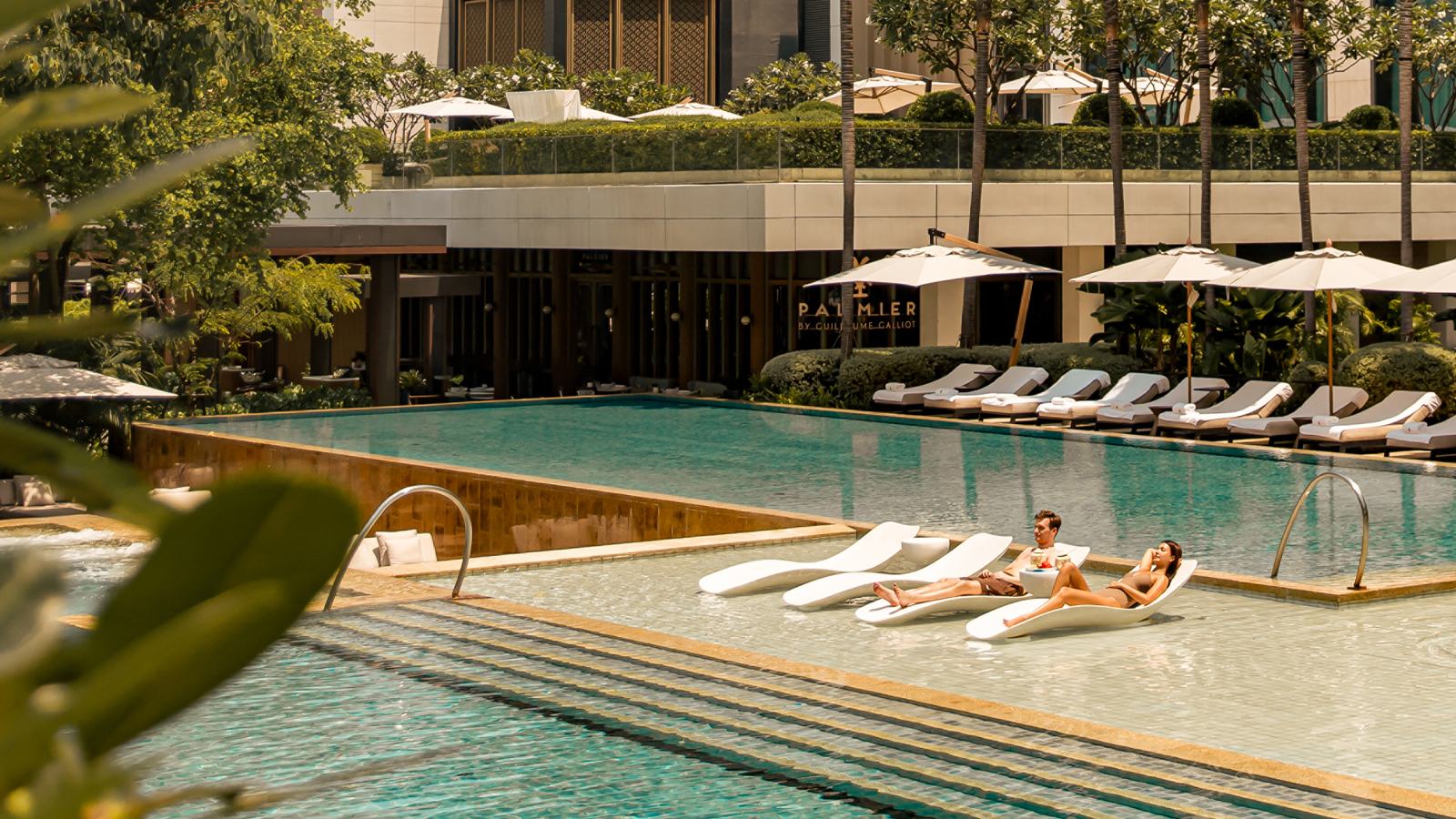 Four Seasons Hotel Bangkok at Chao Phraya River — official hotel image