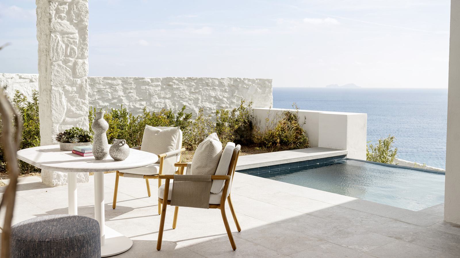 Four Seasons Hotel Mykonos at Kalo Livadi Bay