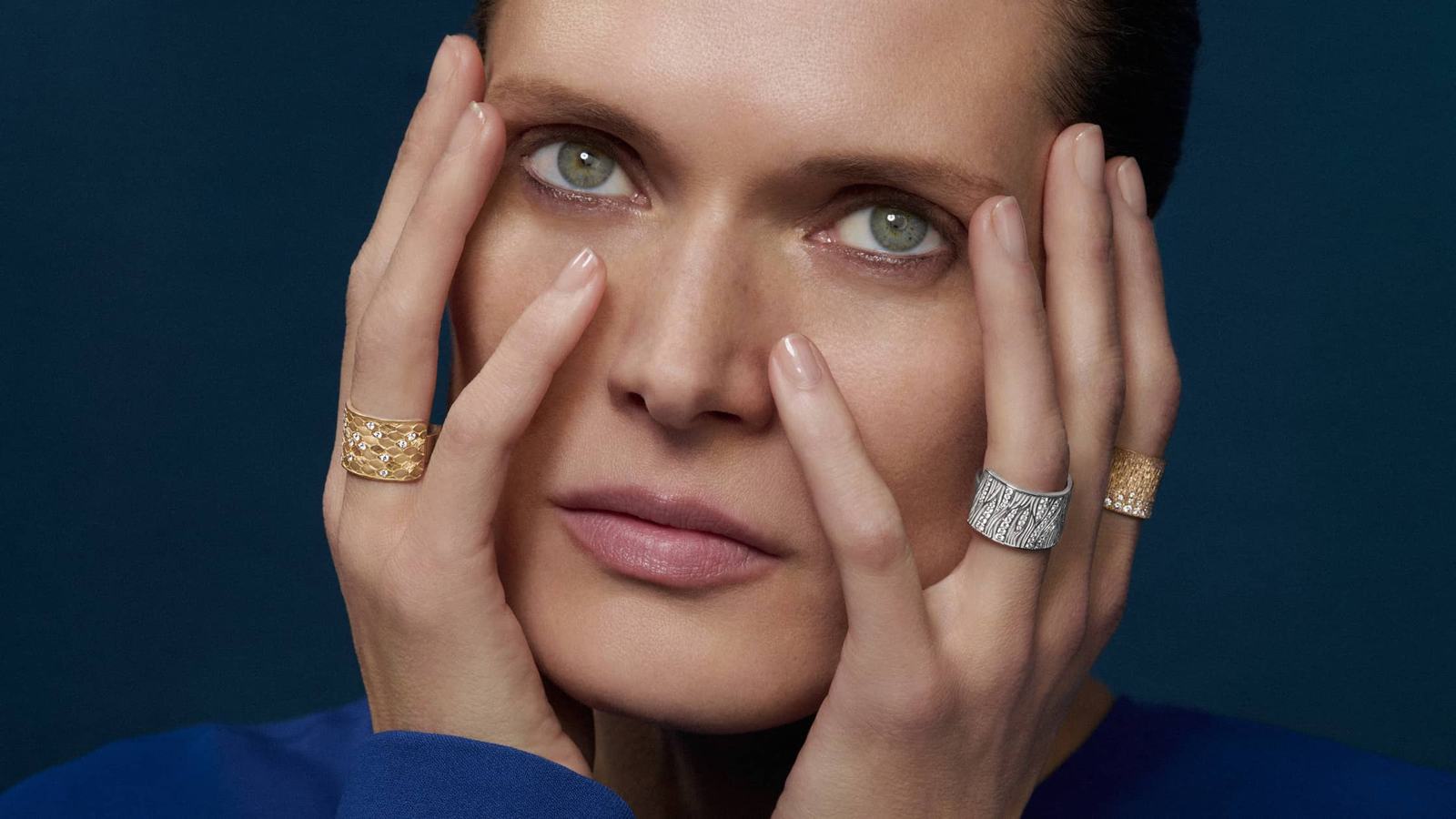 Piaget GLOW jewellery official campaign image