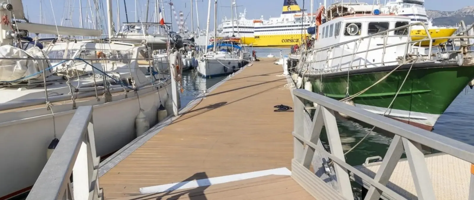 Toulon's Darse Nord Marina Completes €1m Floating Pontoon Upgrade — source image