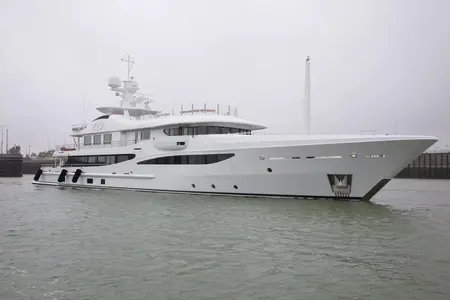 VEGA - Damen Yachting official image
