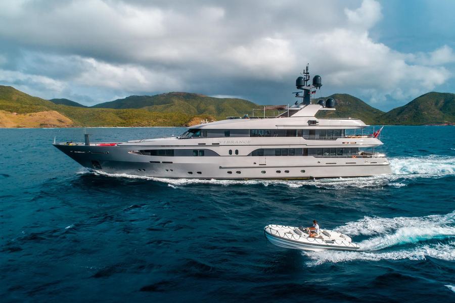 VIBRANCE - Damen Yachting official image