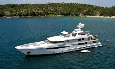 WERE DREAMS - Damen Yachting official image