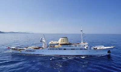Christina O - File:Yacht CHRISTINA O.jpg