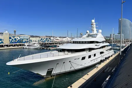 Meridian A - File:'Meridian A" in Barcelona.jpg