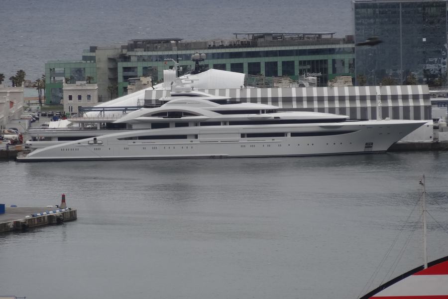 Maryah - File:2017 Maryah (ship, 2014) in Barcelona.jpg